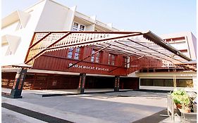 فندق بهارات